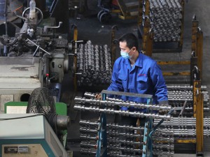 Báo Trung Quốc: Nhiều nhà máy ‘giả vờ phục hồi’ sau dịch