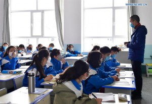 Gần 150 trường học ở Trung Quốc mở cửa lại