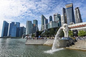 Singapore công bố gói hỗ trợ 370 triệu USD, dự báo tăng trưởng chậm lại